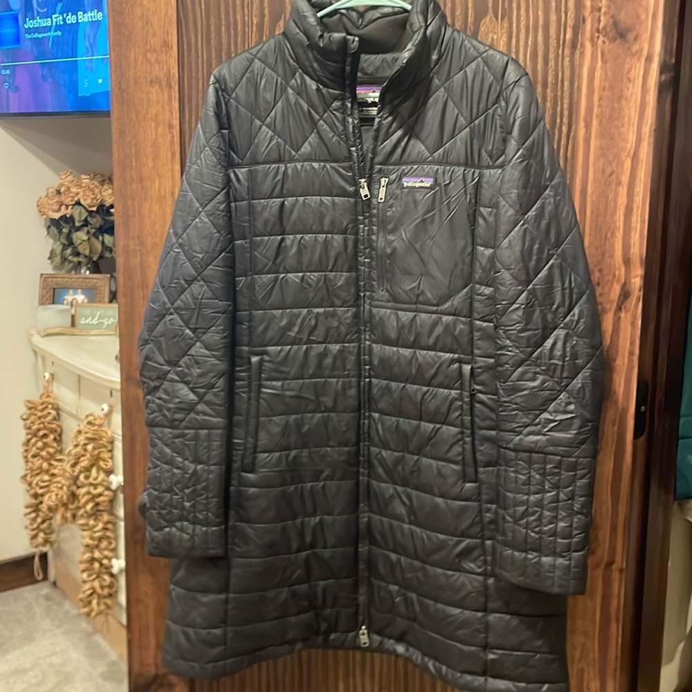 Patagonia Black Quilted Parka